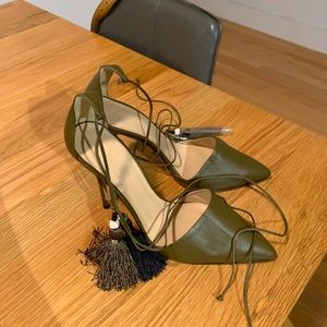 NWOT JCREW tassel heel